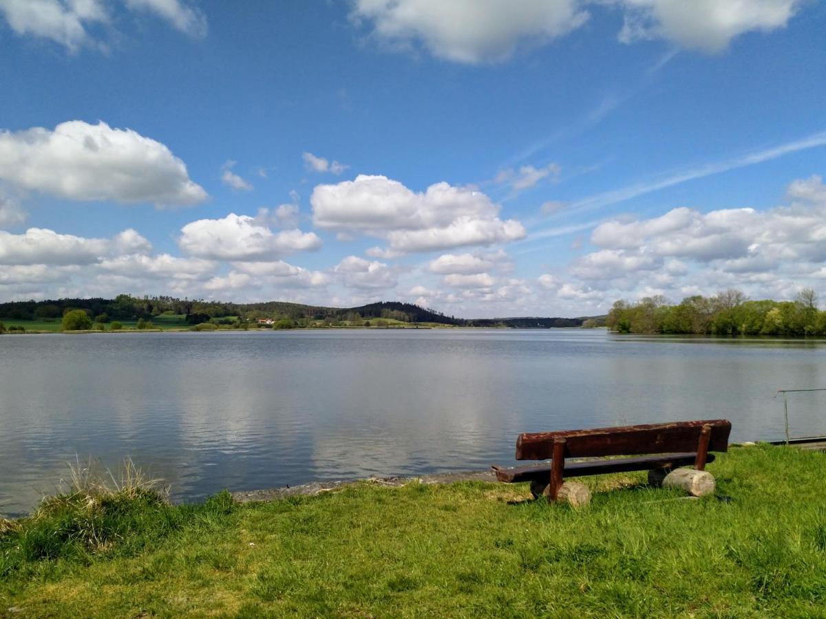 Camping & Guest House Pliskovice Mirovice Экстерьер фото